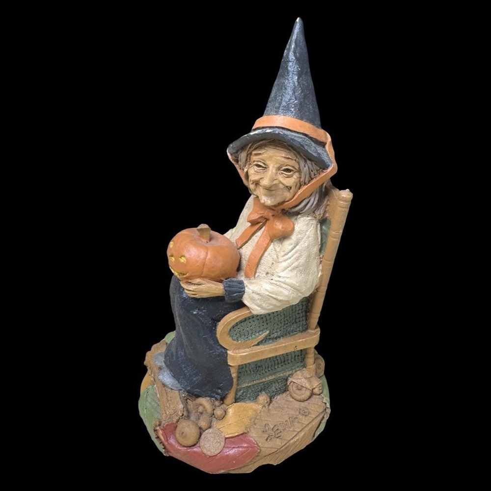 Tom Clark Lena Figurine Good Witch Halloween Jack O' Lantern Gnome Cairn Studio